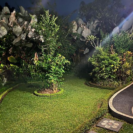 Sari Kembang Villa Ubud 1 ภายนอก รูปภาพ