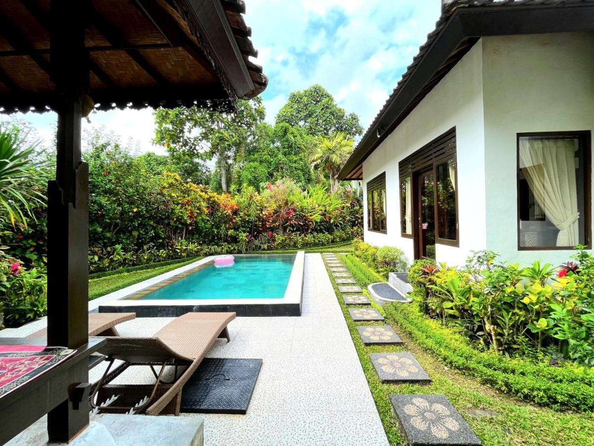 Sari Kembang Villa Ubud 1 ภายนอก รูปภาพ