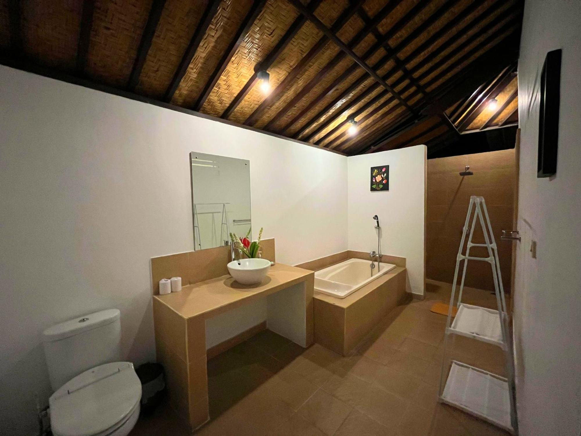 Sari Kembang Villa Ubud 1 ภายนอก รูปภาพ