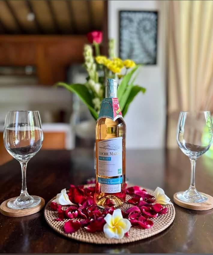 Sari Kembang Villa Ubud 1 ภายนอก รูปภาพ